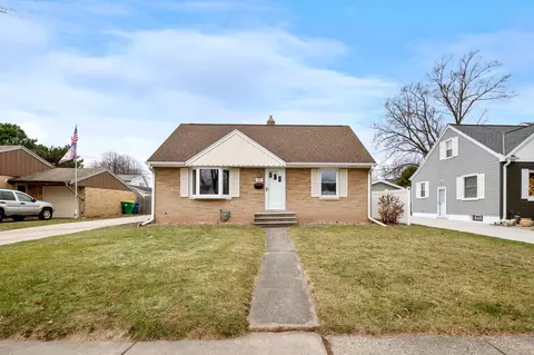 901 Lark St, Green Bay, WI 54303