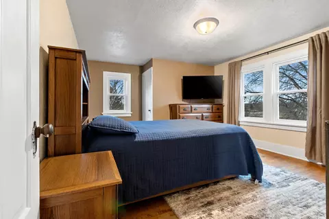 Bedroom - 2869 Sot Rd, Abrams, WI 54101 photo 8 of 10