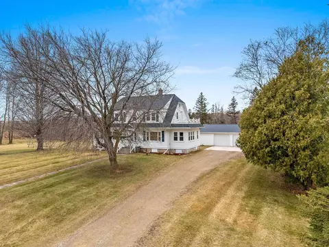 Exterior - 2869 Sot Rd, Abrams, WI 54101 photo 5 of 6