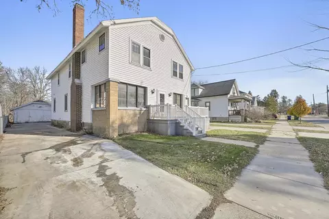 1331 Doty St, Green Bay, WI 54301
