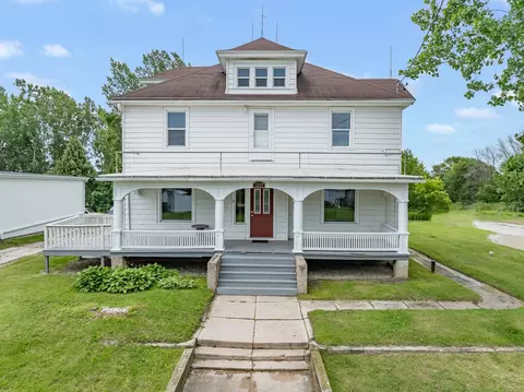 2332 N New Franken Rd, New Franken, WI 54229