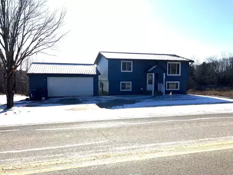 128 E Railroad St, Bowler, WI 54416