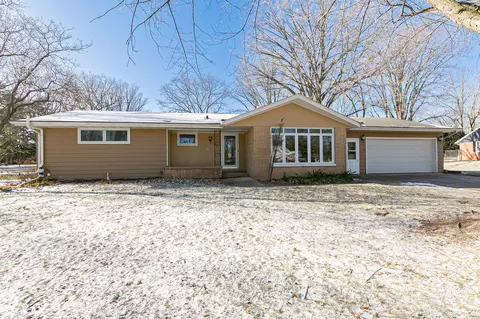 315 Fillmore St, Kaukauna, WI 54130