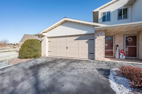 4054 Frobisher Flds #1, Oneida, WI 54155
