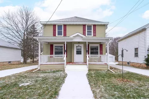 228 N State St, Chilton, WI 53014