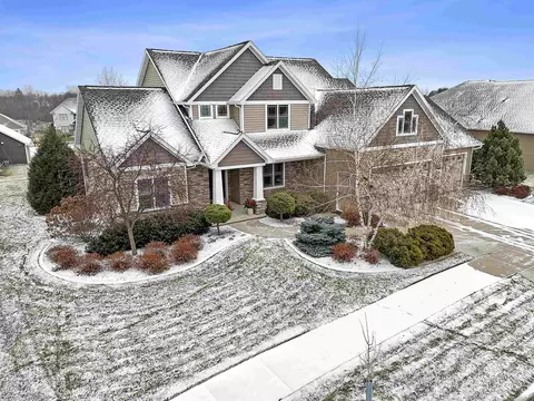 6622 N Kurey Dr, Appleton, WI 54913
