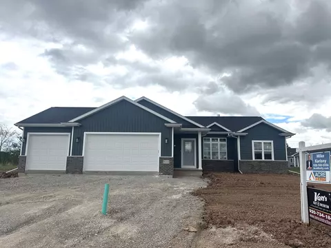W5019 Blue Heron Circle, Sherwood, WI 54169