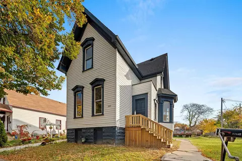 2222 Hubbard St #2222A, Milwaukee, WI 53212
