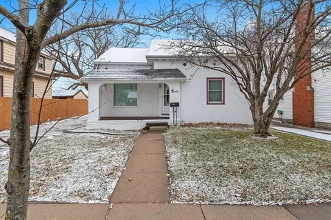 1594 Morrow St, Green Bay, WI 54302