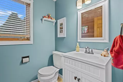 Bath - 3419 N Morrison St, Appleton, WI 54911 photo 1 of 4
