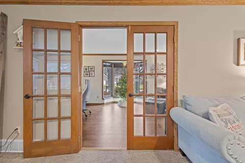 Entry Way - 3419 N Morrison St, Appleton, WI 54911 photo 2 of 12
