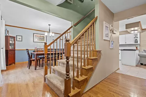 Entry Way - 3419 N Morrison St, Appleton, WI 54911 photo 7 of 12