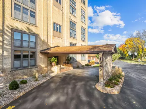 1545 Arboretum Dr #425, Oshkosh, WI 54901