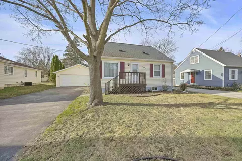 547 Green St, Seymour, WI 54165