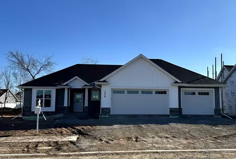 1426 Crossroads Dr, De Pere, WI 54115