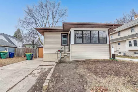 707 Harrison St, Green Bay, WI 54303