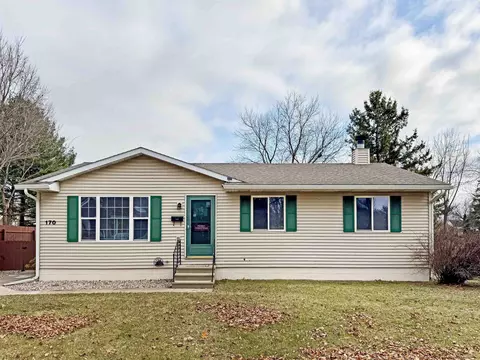 170 S Noquebay Ave, Peshtigo, WI 54157