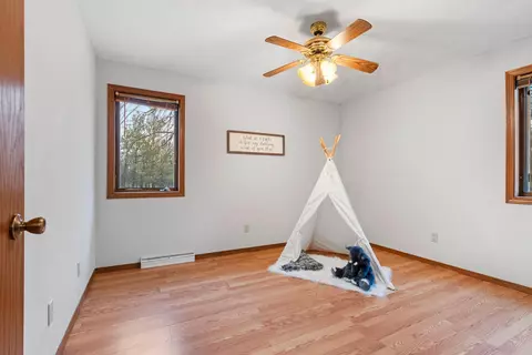 4100 N Gillett St, Appleton, WI 54913 photo 9