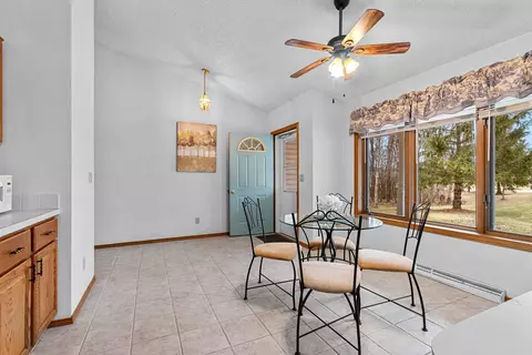 4100 N Gillett St, Appleton, WI 54913 photo 3