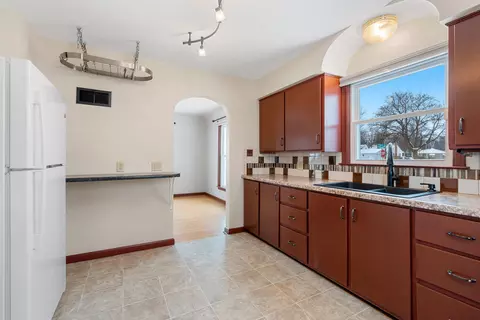 316 W Glendale Ave, Appleton, WI 54914 photo 3