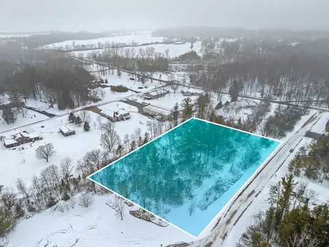 Whispering Pines Court, Luxemburg, WI 54217