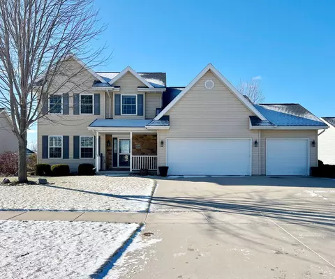 1256 Primrose Ln, Fond Du Lac, WI 54935