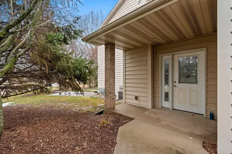3111 W Ryegrass Dr, Appleton, WI 54913 photo 3