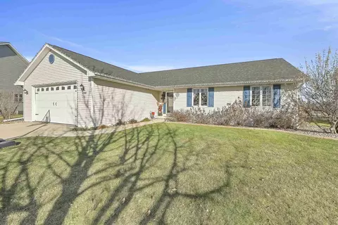 2393 Daytona Speedway, De Pere, WI 54115