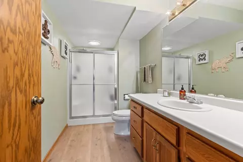 Bath - 12 Springbrook Cercle Dr, Appleton, WI 54914 photo 5 of 5