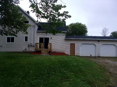 4021 D Rd, Bark River, MI 49807