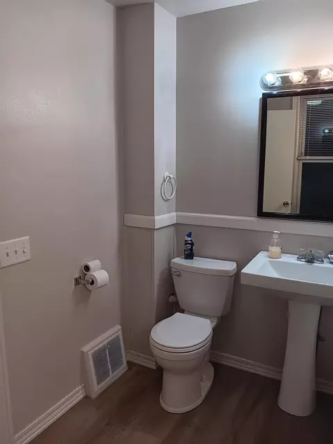 1612 N Appleton St, Appleton, WI 54911 photo 5
