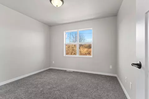 542 Emerald Isle Ct, Wrightstown, WI 54180 photo 22