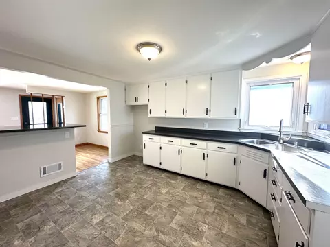 525 S Weimar St, Appleton, WI 54915 photo 6