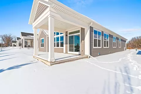 Exterior - 2327 E Harrier Ln, Appleton, WI 54913 photo 3 of 6