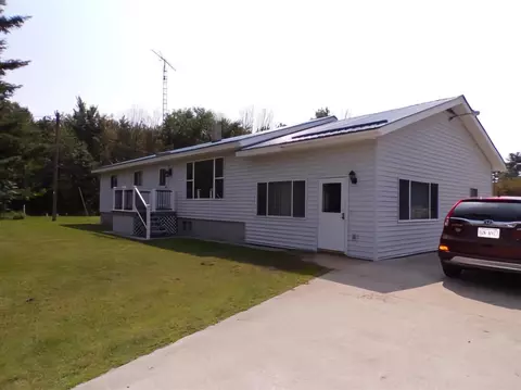 w13571 Aniwa Drive, Plainfield, WI 54966 photo 3