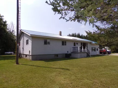 w13571 Aniwa Drive, Plainfield, WI 54966 photo 2