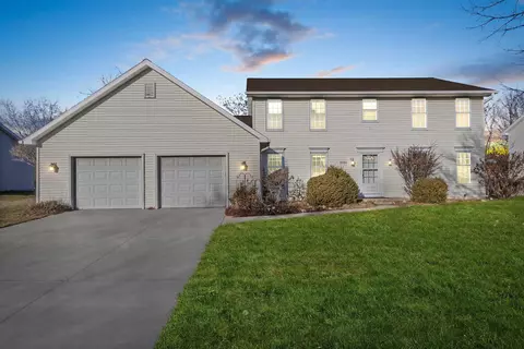3124 Mercedes Dr, Green Bay, WI 54313