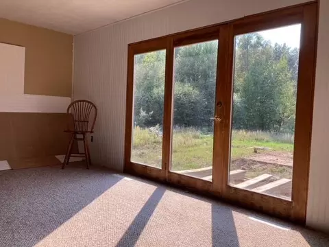 1121 Park St, Gresham, WI 54128 photo 9