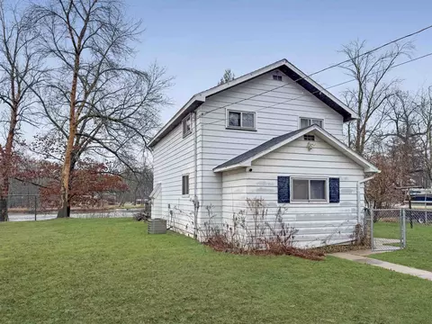 n5898 State Highway 180, Marinette, WI 54143