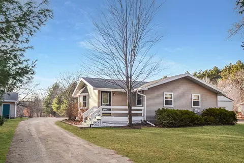 w8112 East Chicago Road, Wautoma, WI 54982