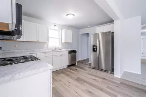 2020 N Morrison St, Appleton, WI 54911 photo 8