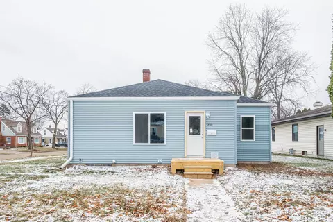 2020 N Morrison St, Appleton, WI 54911