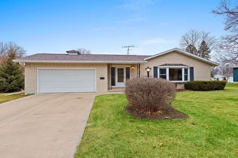 44 Highland Ave, Ripon, WI 54971