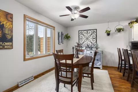 913 E Windfield Pl, Appleton, WI 54911 photo 10