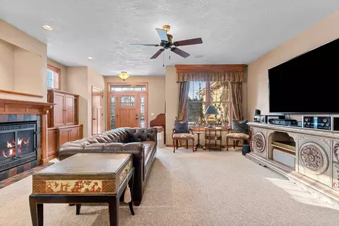 5318 N Rosemary Dr, Appleton, WI 54913 photo 8