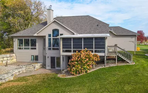 535 Lake Breeze Dr, Chilton, WI 53014