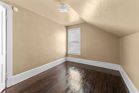 Bedroom - 522 E Maple St, Appleton, WI 54915 photo 4 of 4