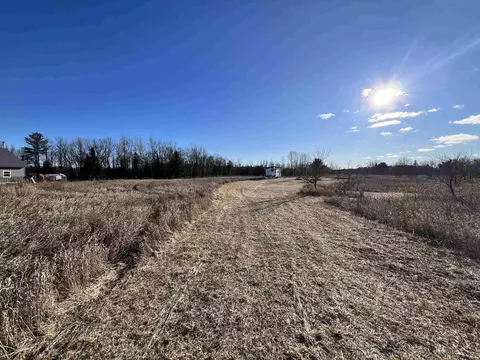 Maplecrest Road, Crivitz, WI 54114