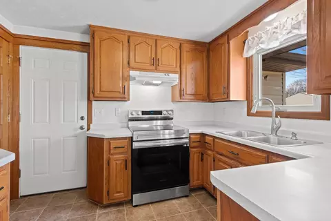 2401 S Horizon Dr, Appleton, WI 54915 photo 12