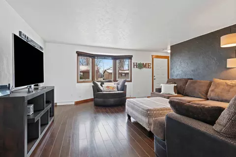 2401 S Horizon Dr, Appleton, WI 54915 photo 8